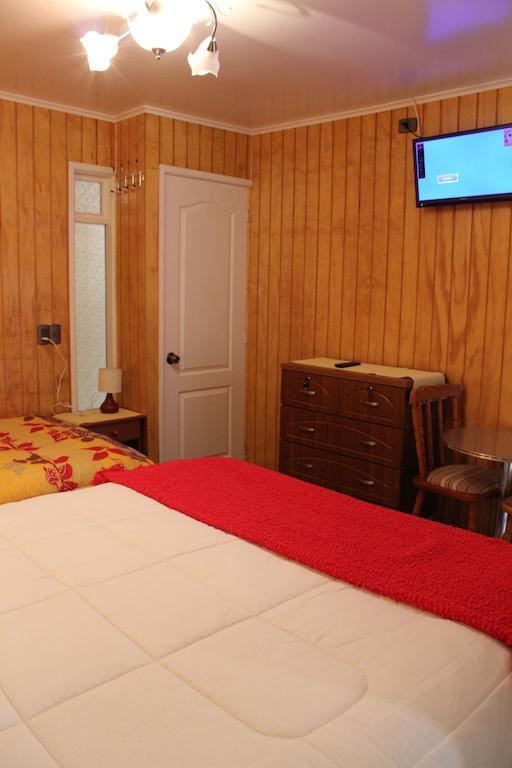 Hotel Yellow Submarine Punta Arenas Zimmer foto
